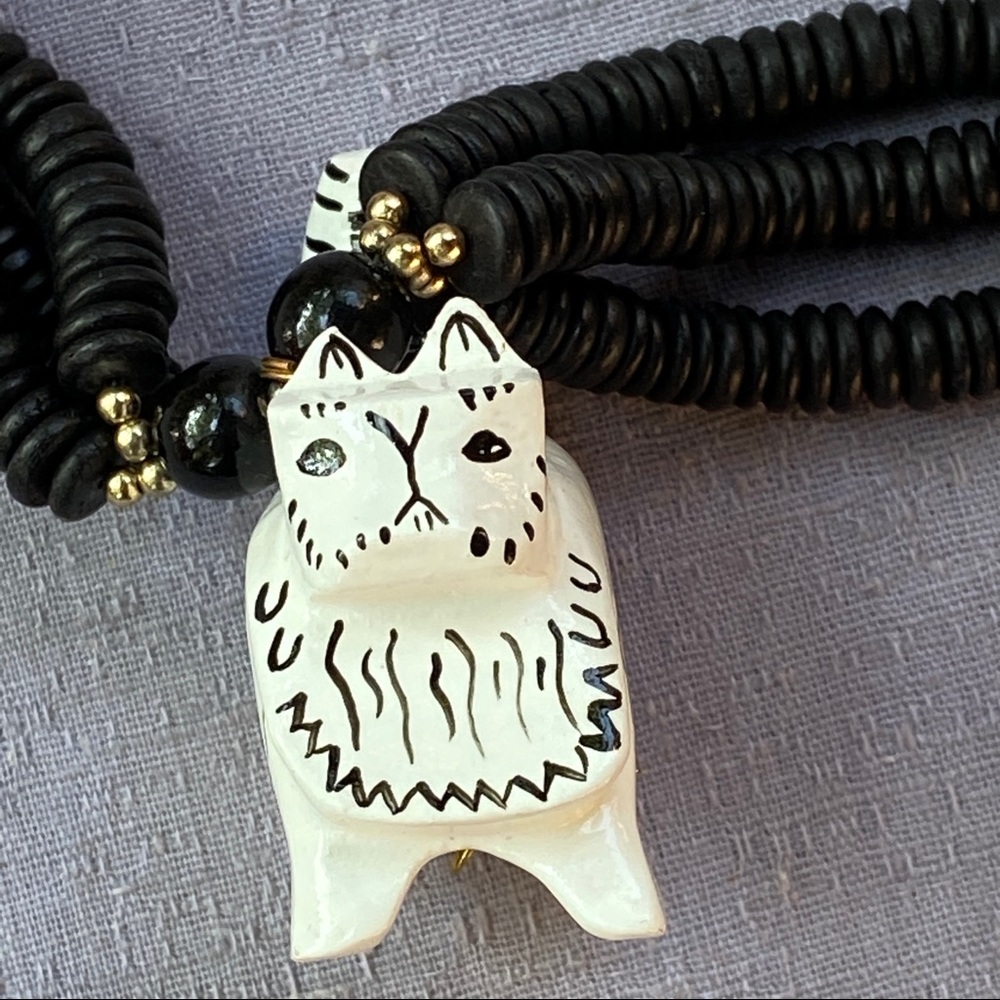 Vintage Beaded Cat Necklace & Earrings Wood Set - Picture 10 of 16